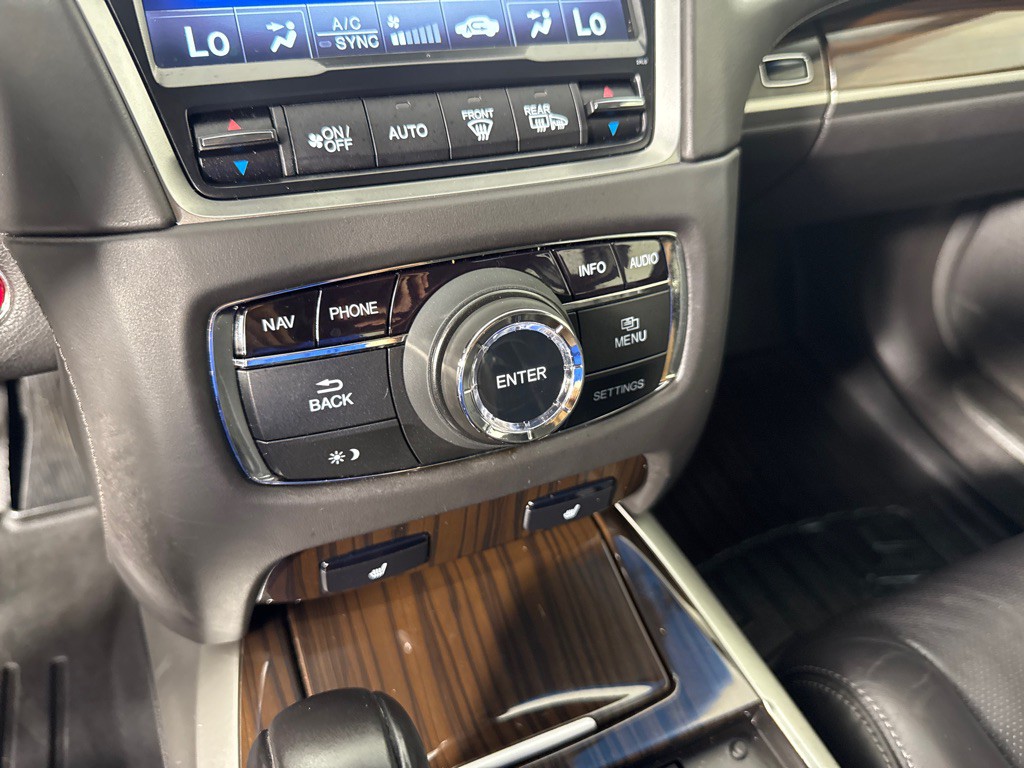 2014 Acura RLX Image 18