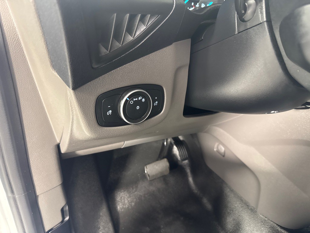 2020 Ford Transit Connect Image 16