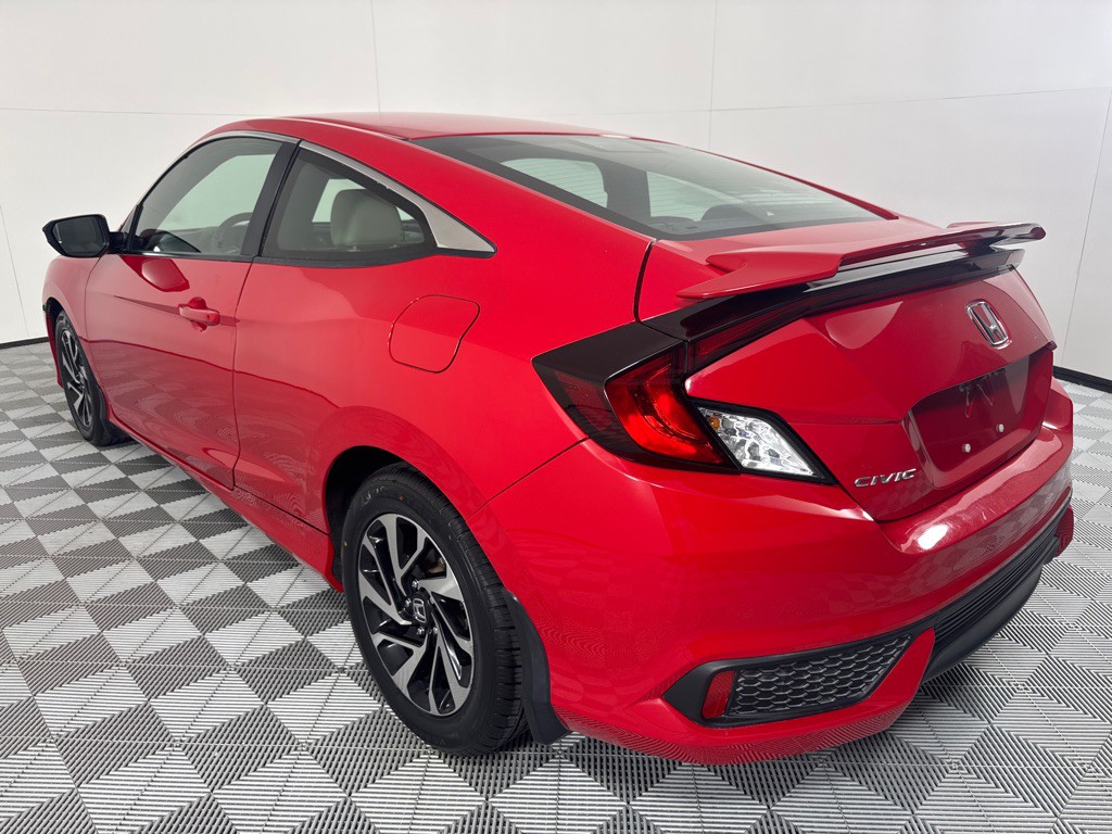 2016 Honda Civic Image 8