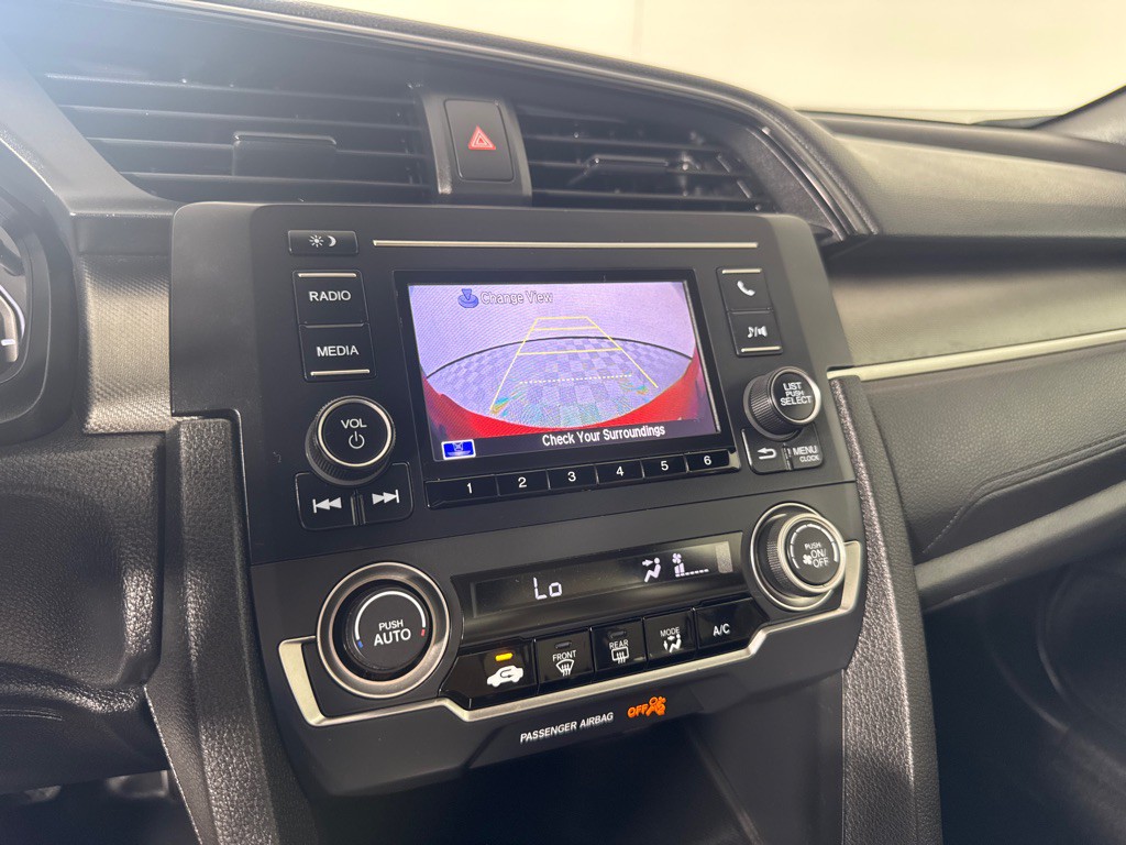 2016 Honda Civic Image 19