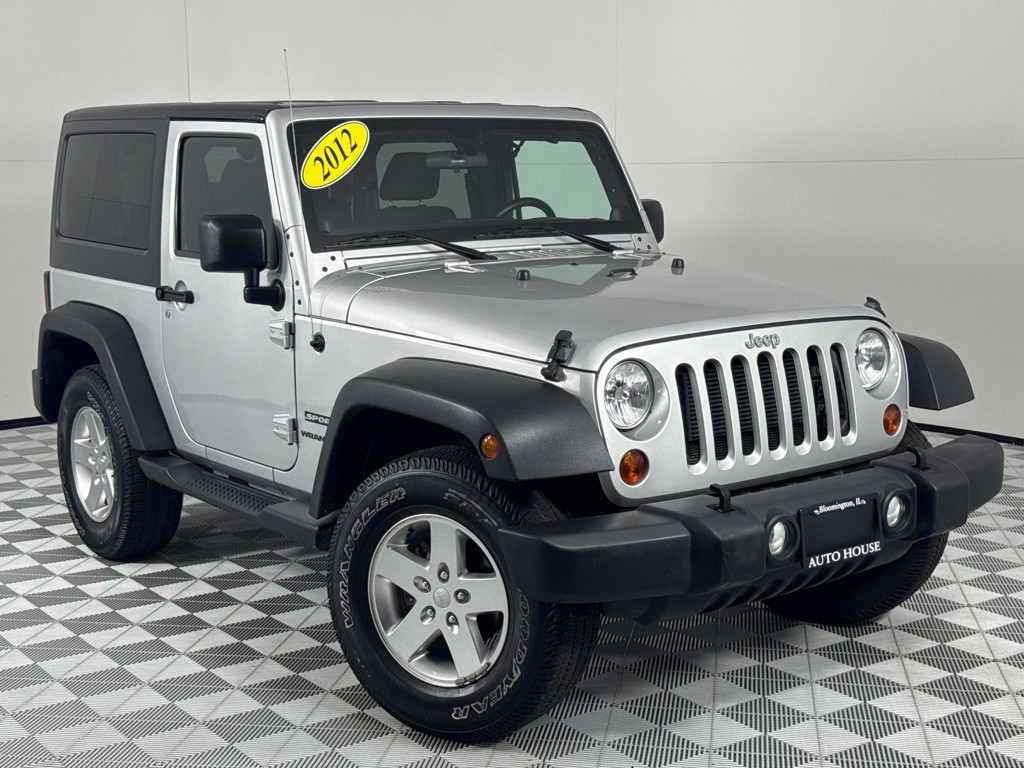 2012 Jeep Wrangler Image 2