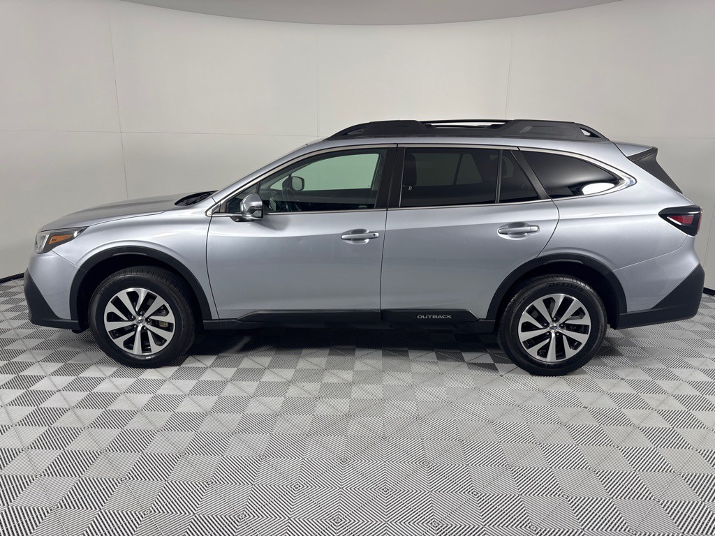 2022 Subaru Outback Image 9