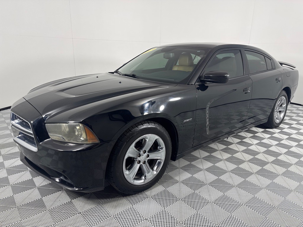 2013 Dodge Charger Image 9