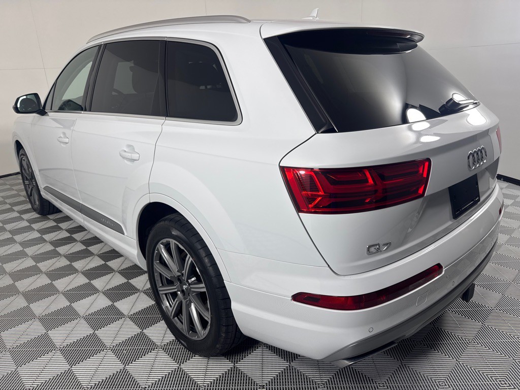 2018 Audi Q7 Image 8