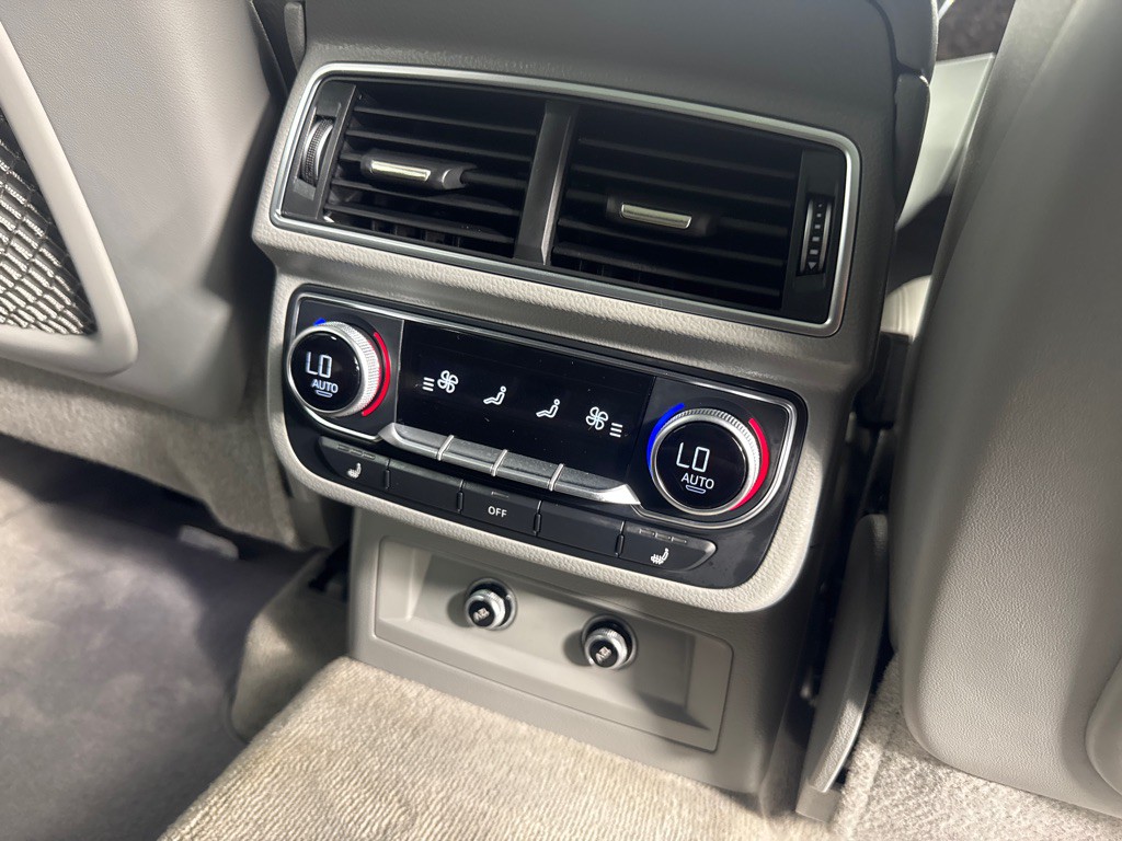 2018 Audi Q7 Image 30