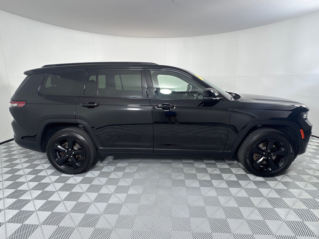 2022 Jeep Grand Cherokee Image 4