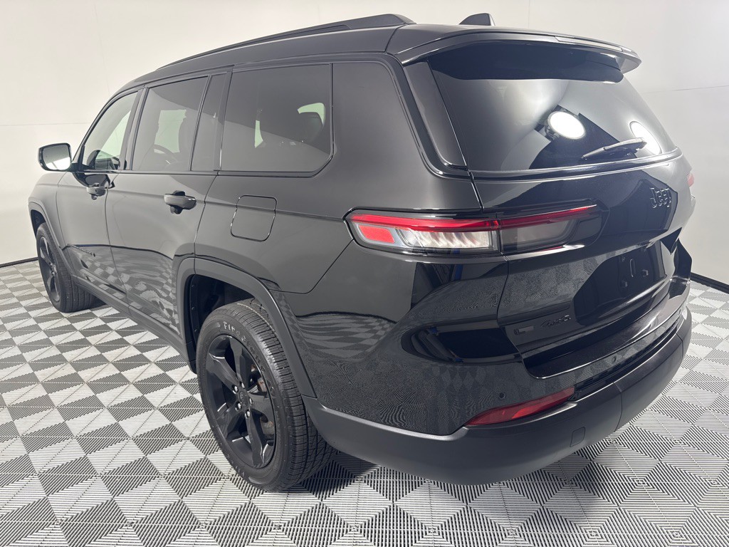 2022 Jeep Grand Cherokee Image 8