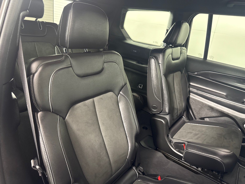 2022 Jeep Grand Cherokee Image 27