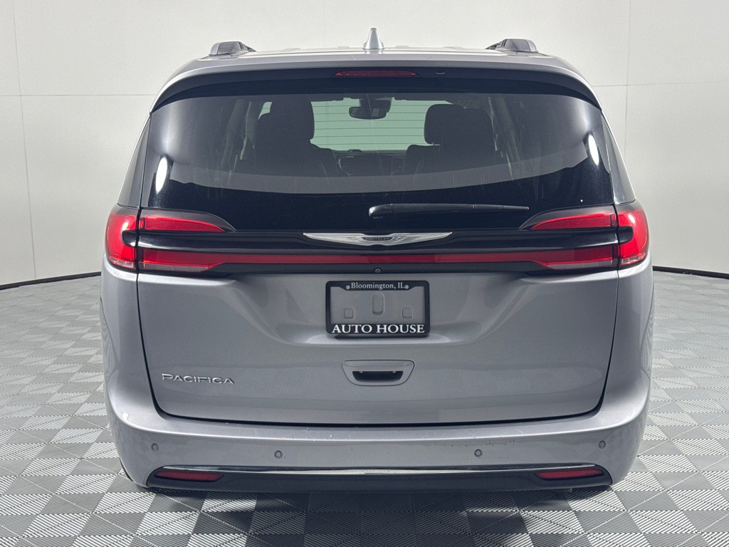 2021 Chrysler Pacifica Image 6