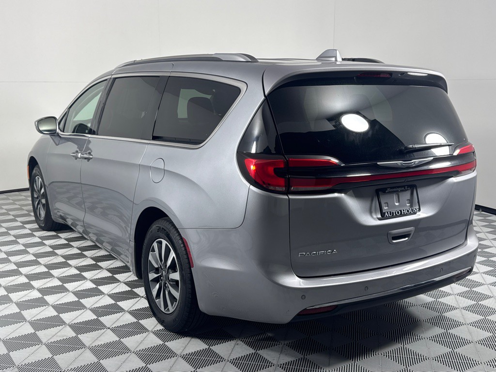 2021 Chrysler Pacifica Image 7