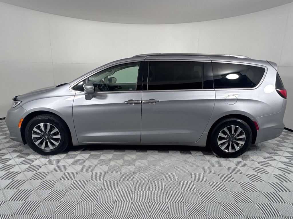 2021 Chrysler Pacifica Image 9