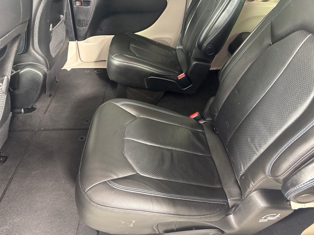 2021 Chrysler Pacifica Image 20