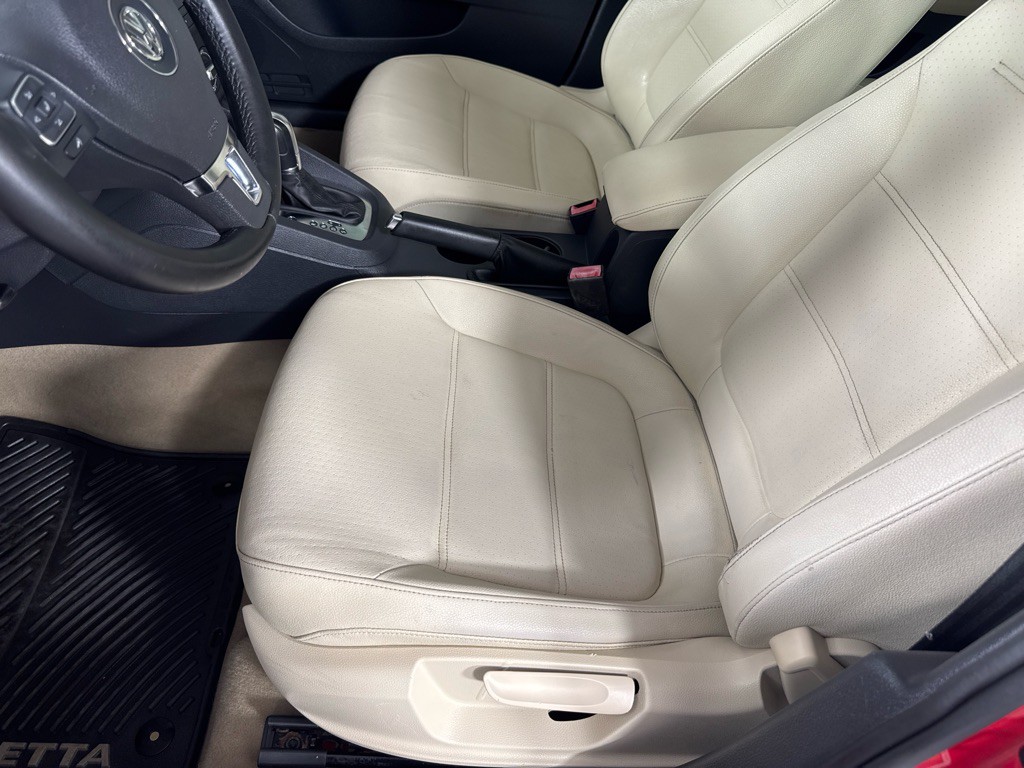 2012 Volkswagen Jetta Image 13