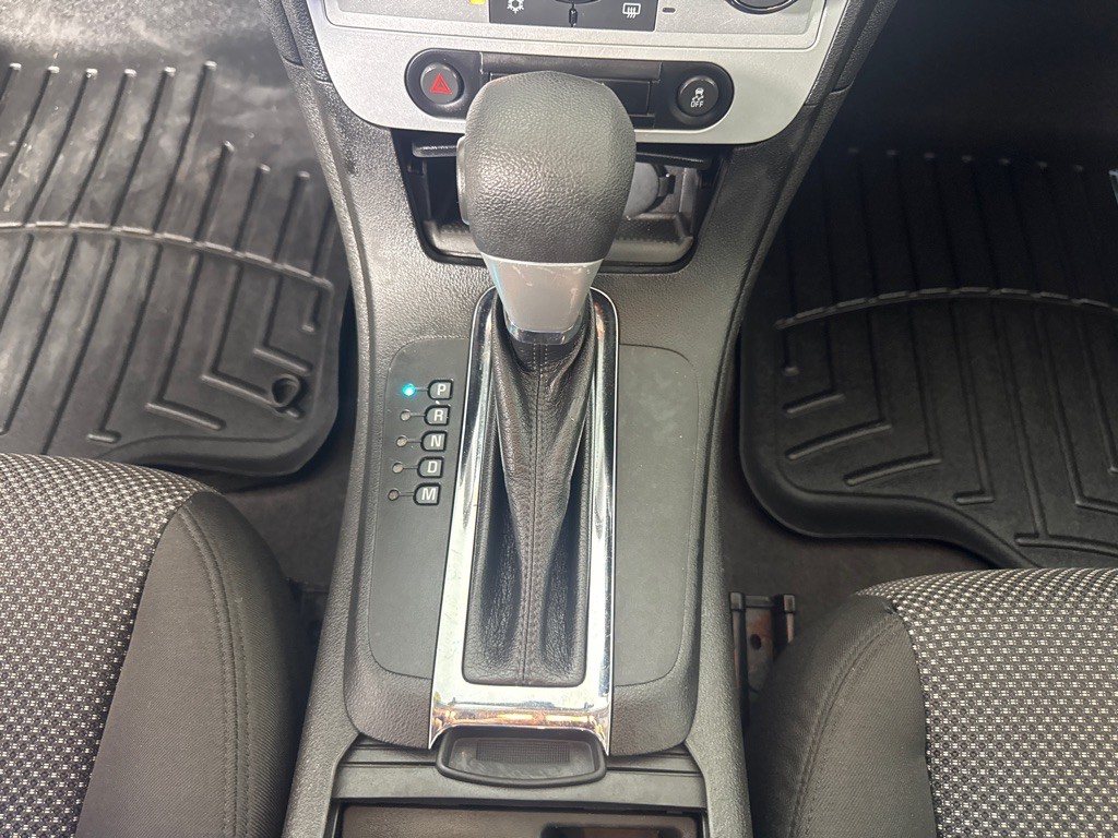 2012 Chevrolet Malibu Image 17