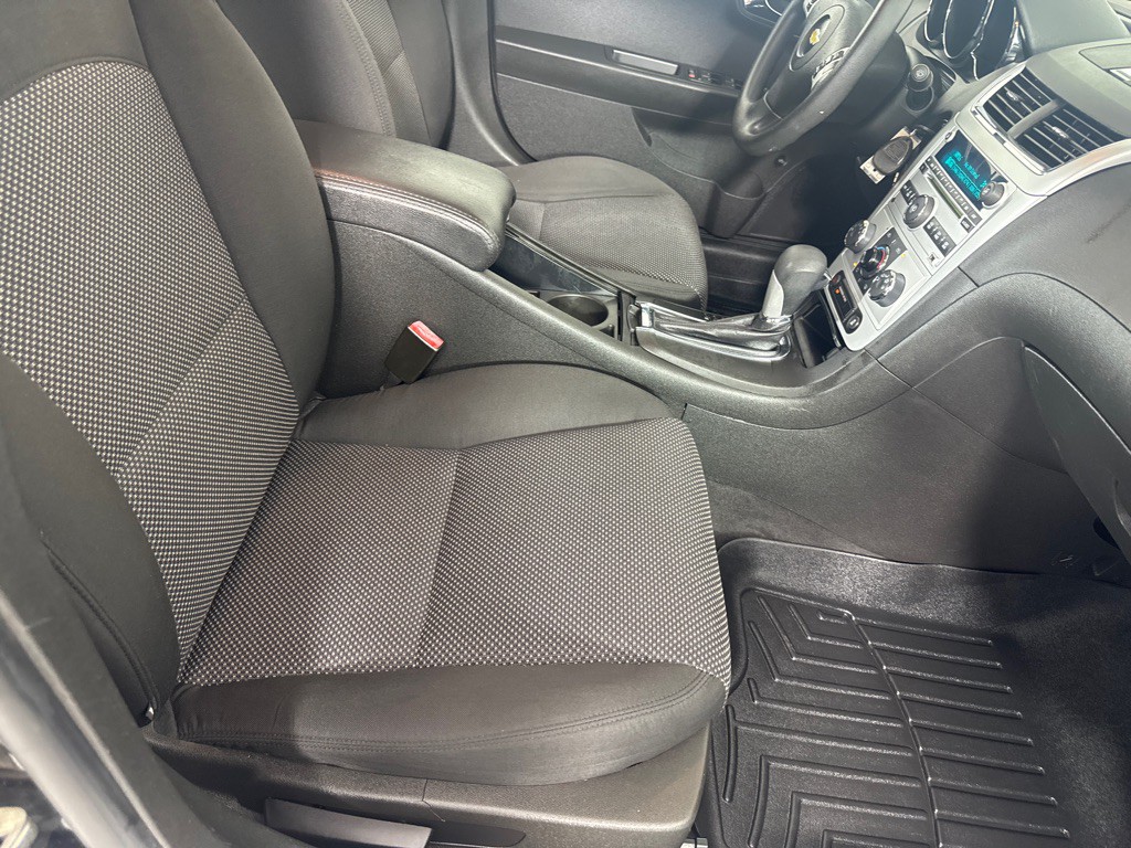 2012 Chevrolet Malibu Image 21