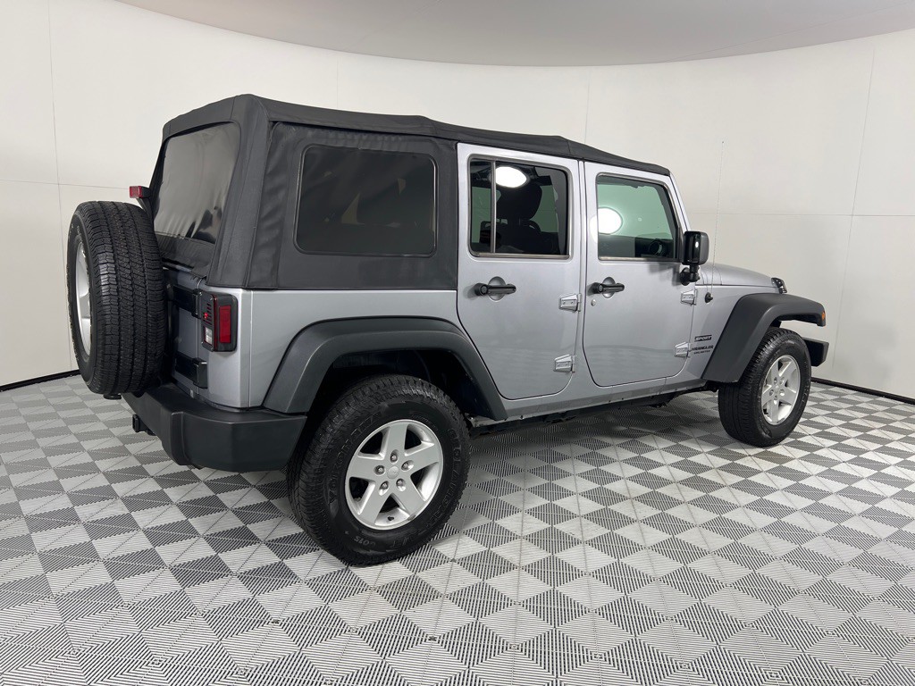 2016 Jeep Wrangler Unlimited Image 5