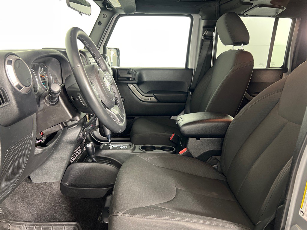 2016 Jeep Wrangler Unlimited Image 14