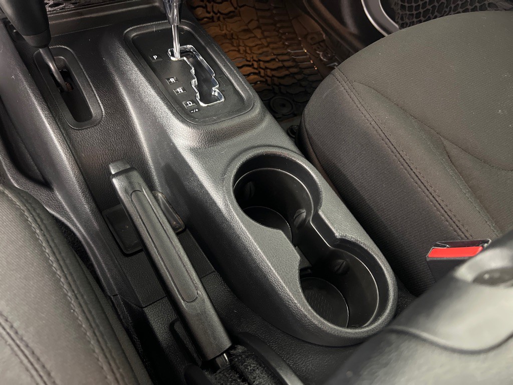2016 Jeep Wrangler Unlimited Image 19
