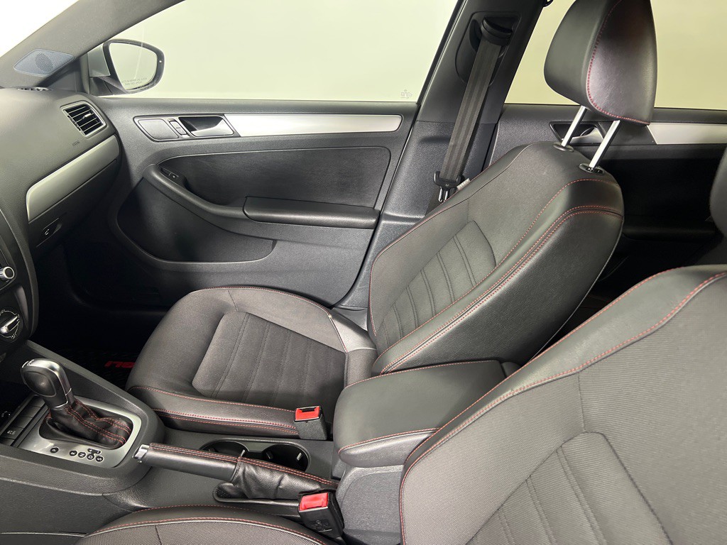 2014 Volkswagen Jetta Image 15