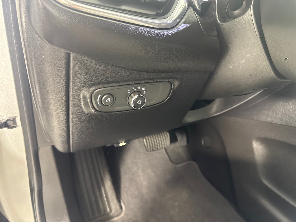 2018 Chevrolet Equinox Image 15