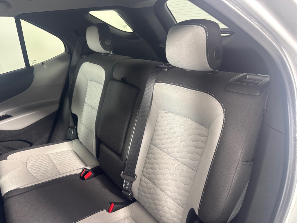 2018 Chevrolet Equinox Image 21