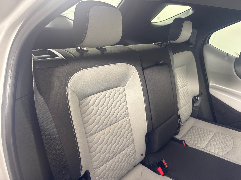 2018 Chevrolet Equinox Image 24