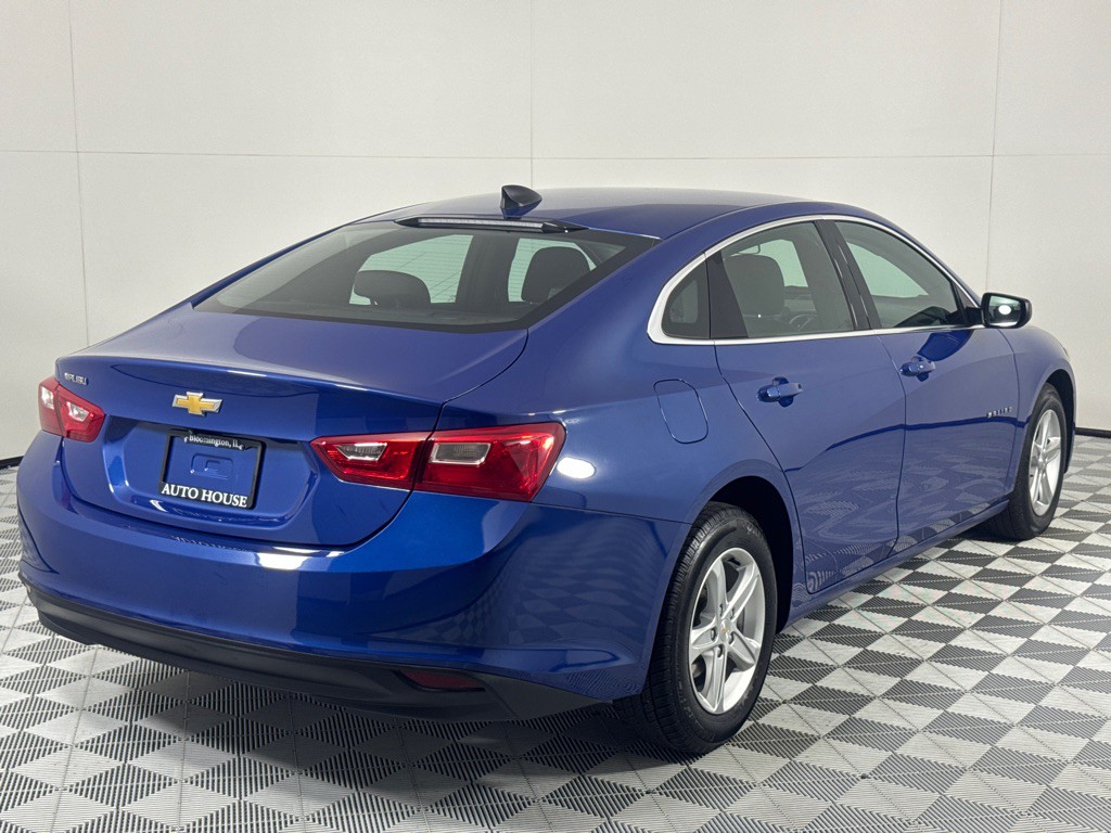 2023 Chevrolet Malibu Image 5