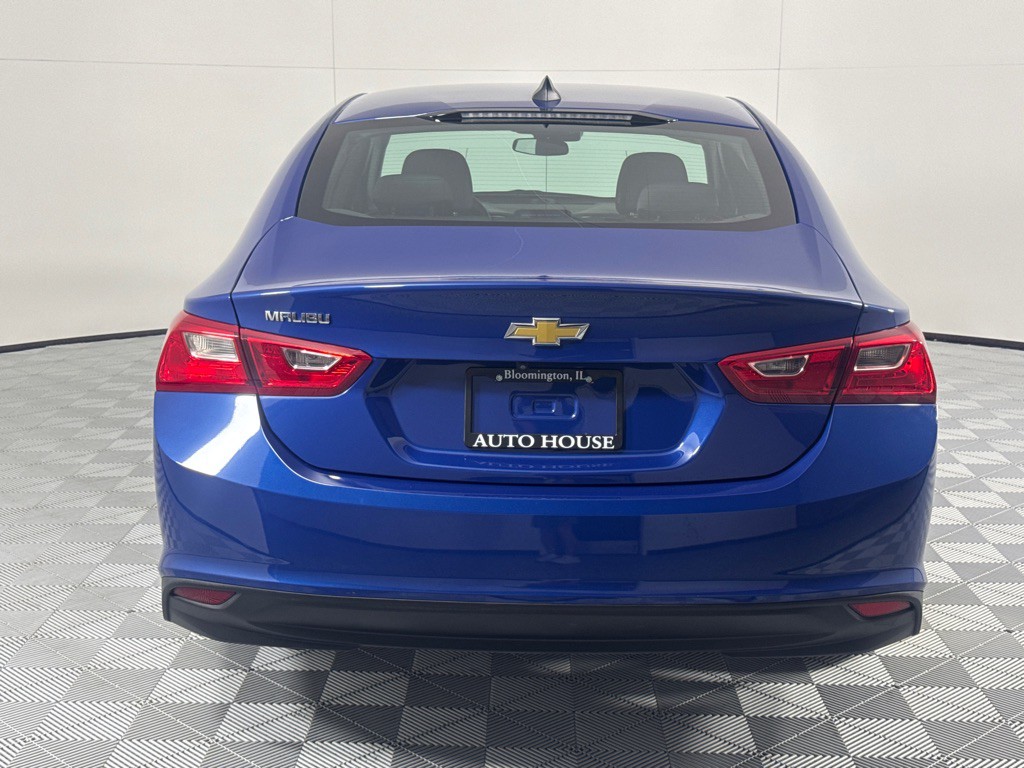 2023 Chevrolet Malibu Image 6
