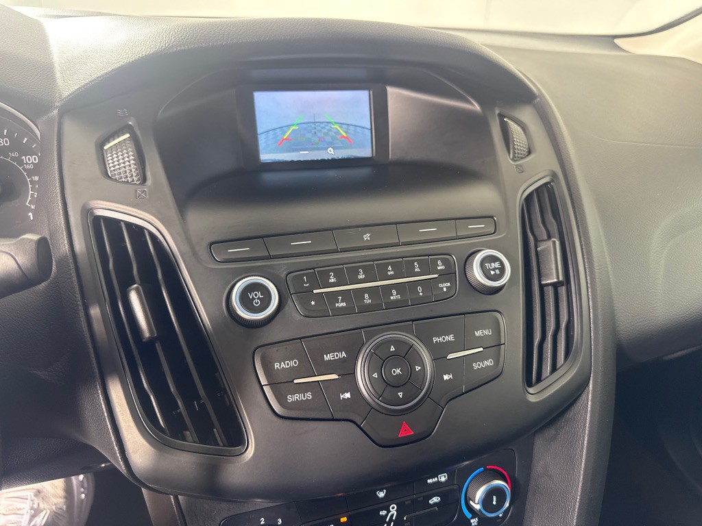 2018 Ford Focus Image 18