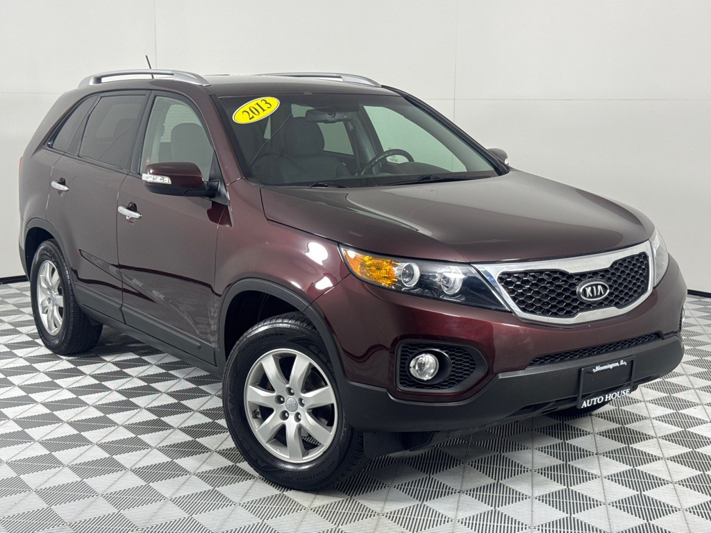 2013 Kia Sorento Image 2