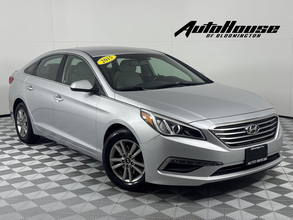 2015 Hyundai Sonata Image 1