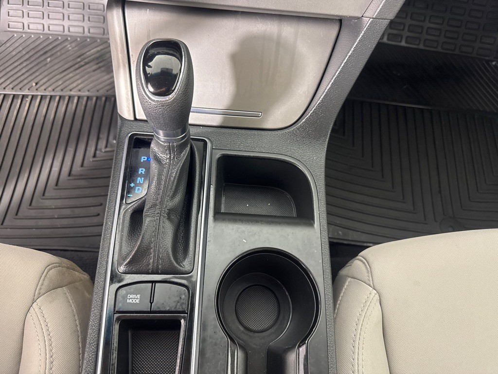 2015 Hyundai Sonata Image 17