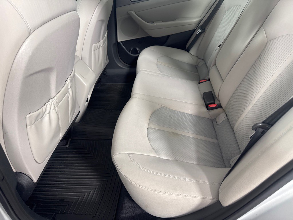 2015 Hyundai Sonata Image 18