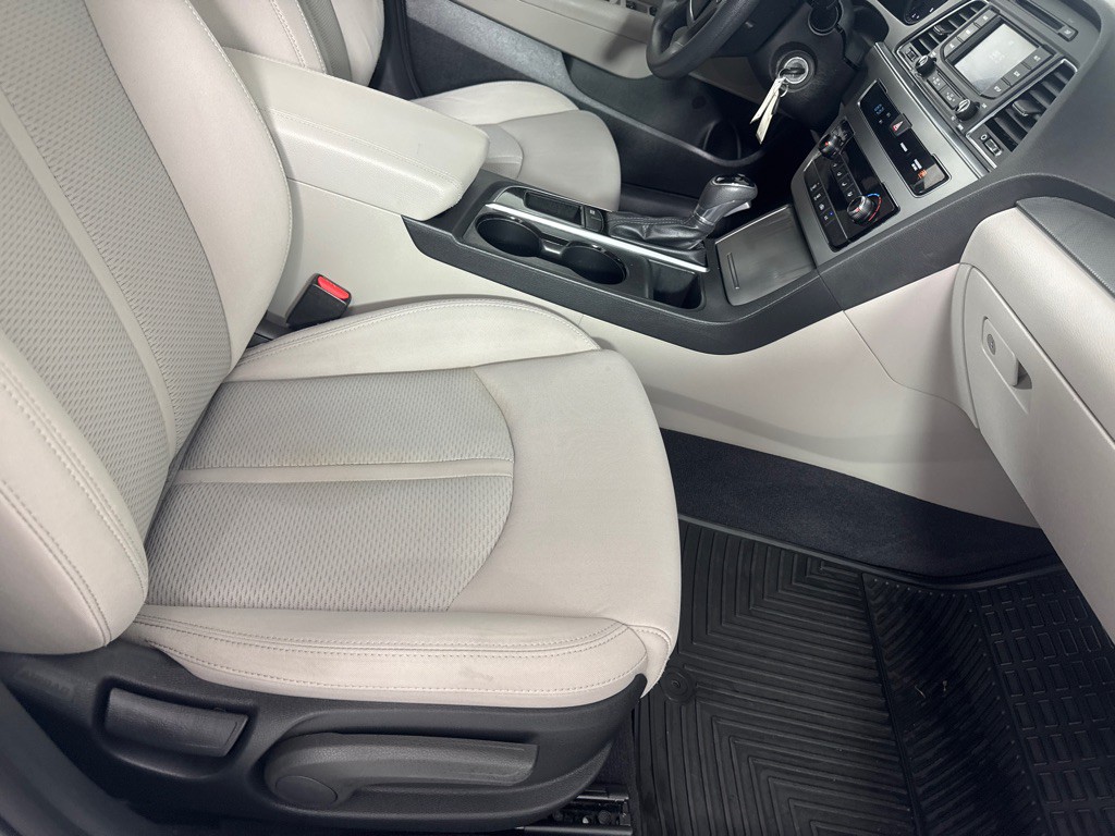 2015 Hyundai Sonata Image 22