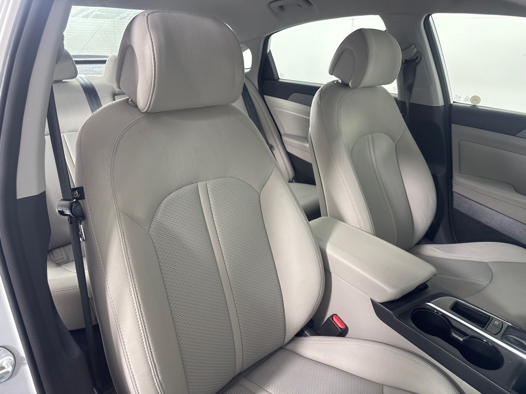 2015 Hyundai Sonata Image 23