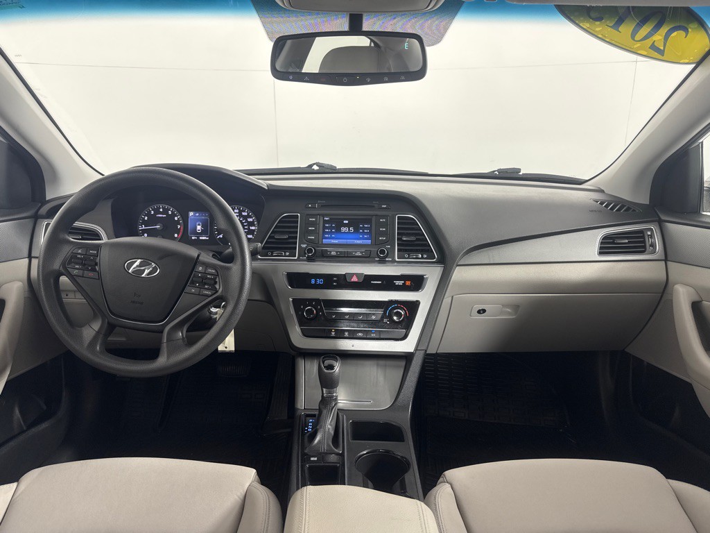 2015 Hyundai Sonata Image 24