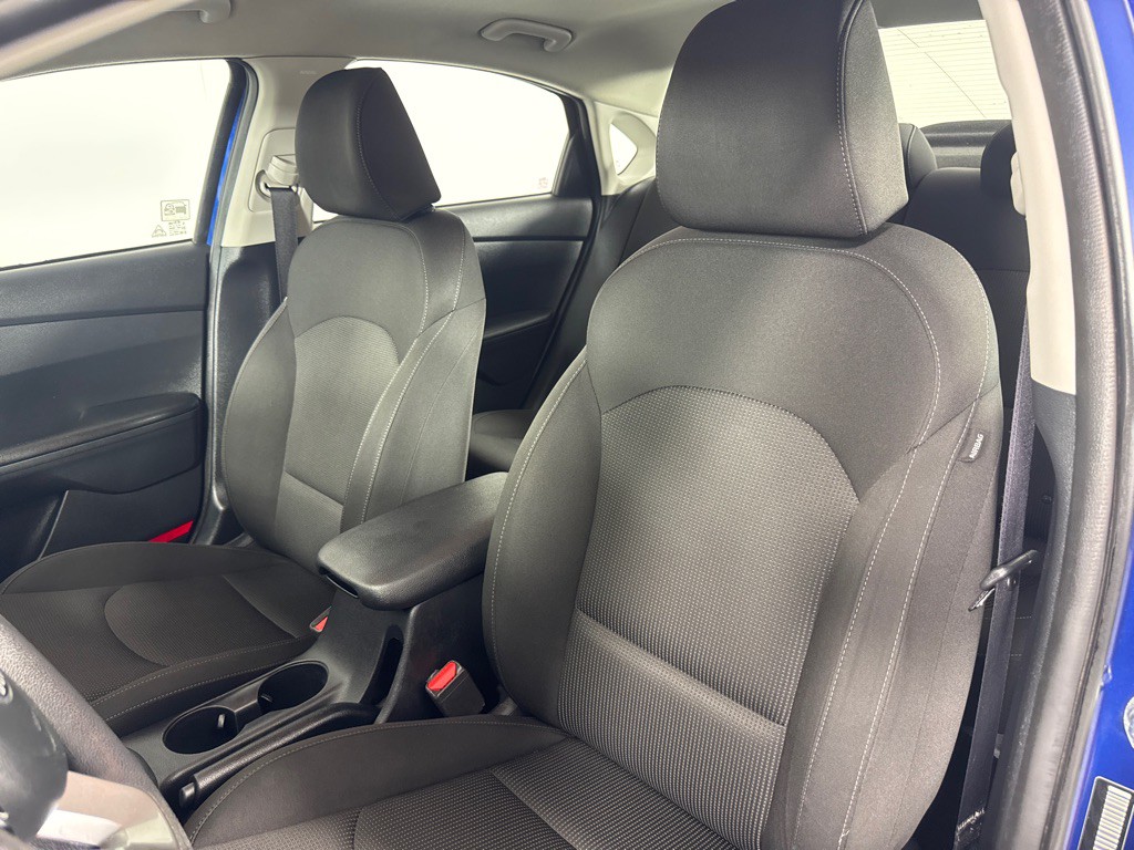 2021 Kia Forte Image 14