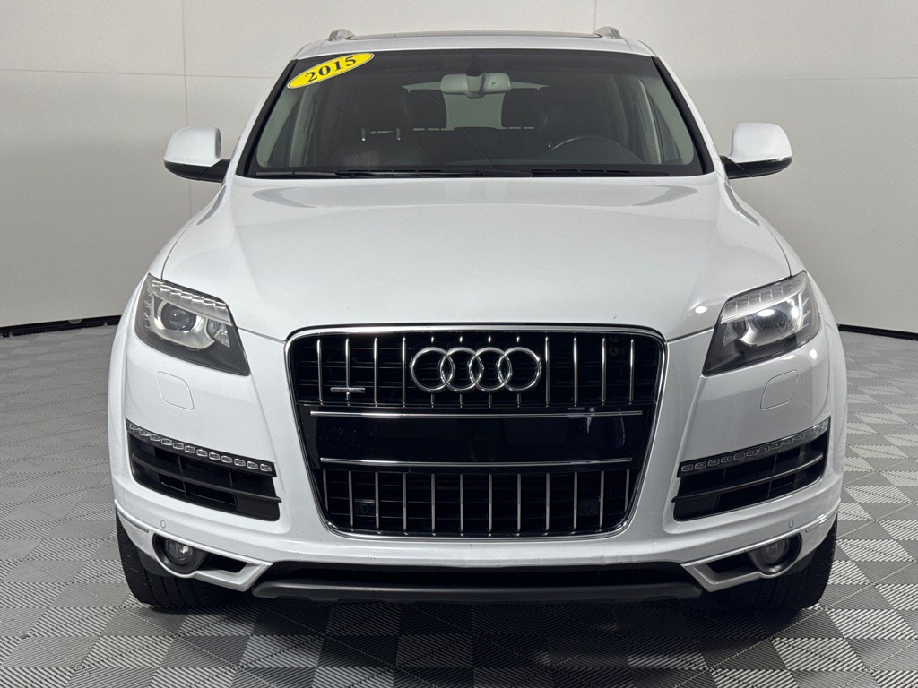 2015 Audi Q7 Image 12
