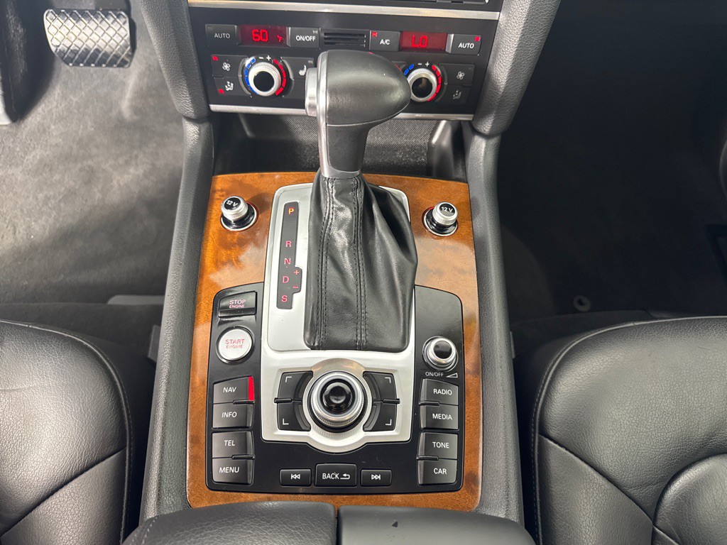 2015 Audi Q7 Image 22