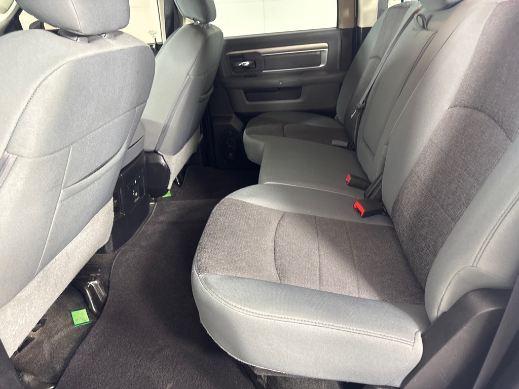 2016 RAM 1500 Image 17