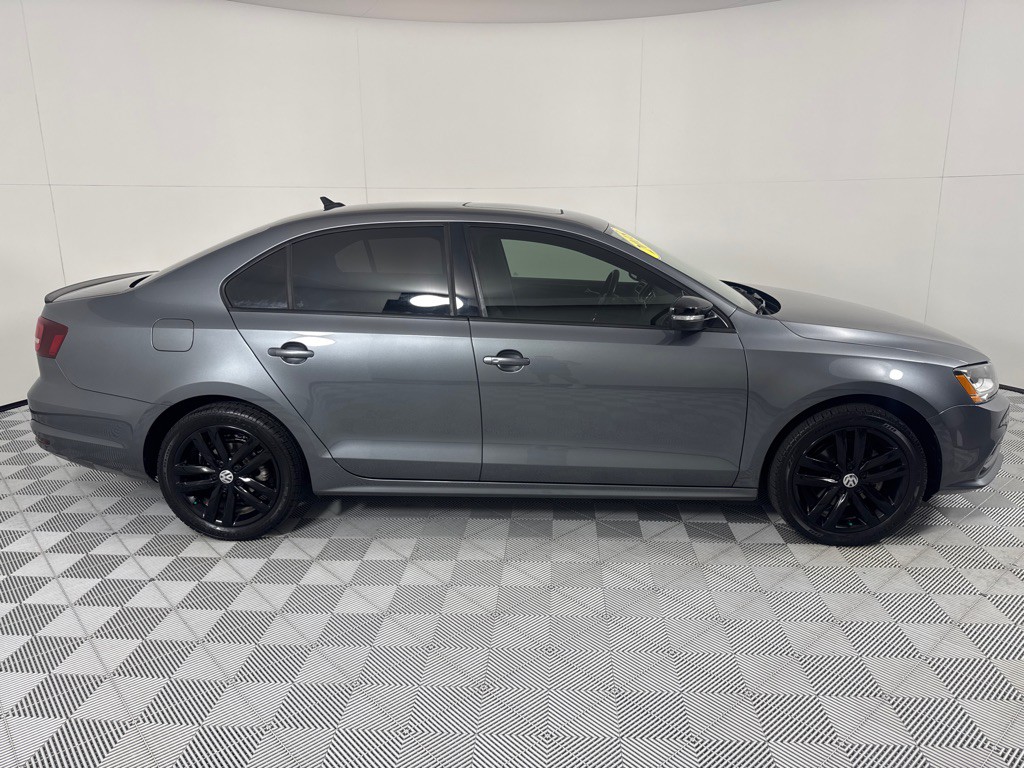2018 Volkswagen Jetta Image 4