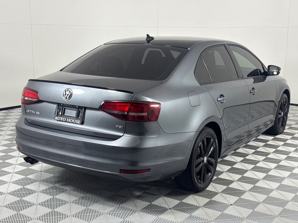 2018 Volkswagen Jetta Image 5