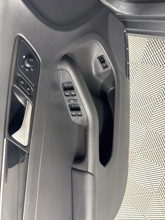 2018 Volkswagen Jetta Image 12