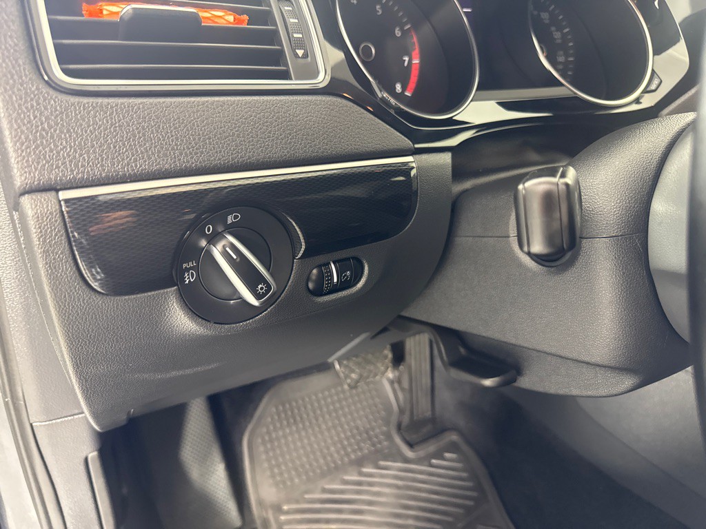 2018 Volkswagen Jetta Image 16