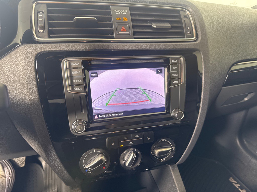 2018 Volkswagen Jetta Image 19