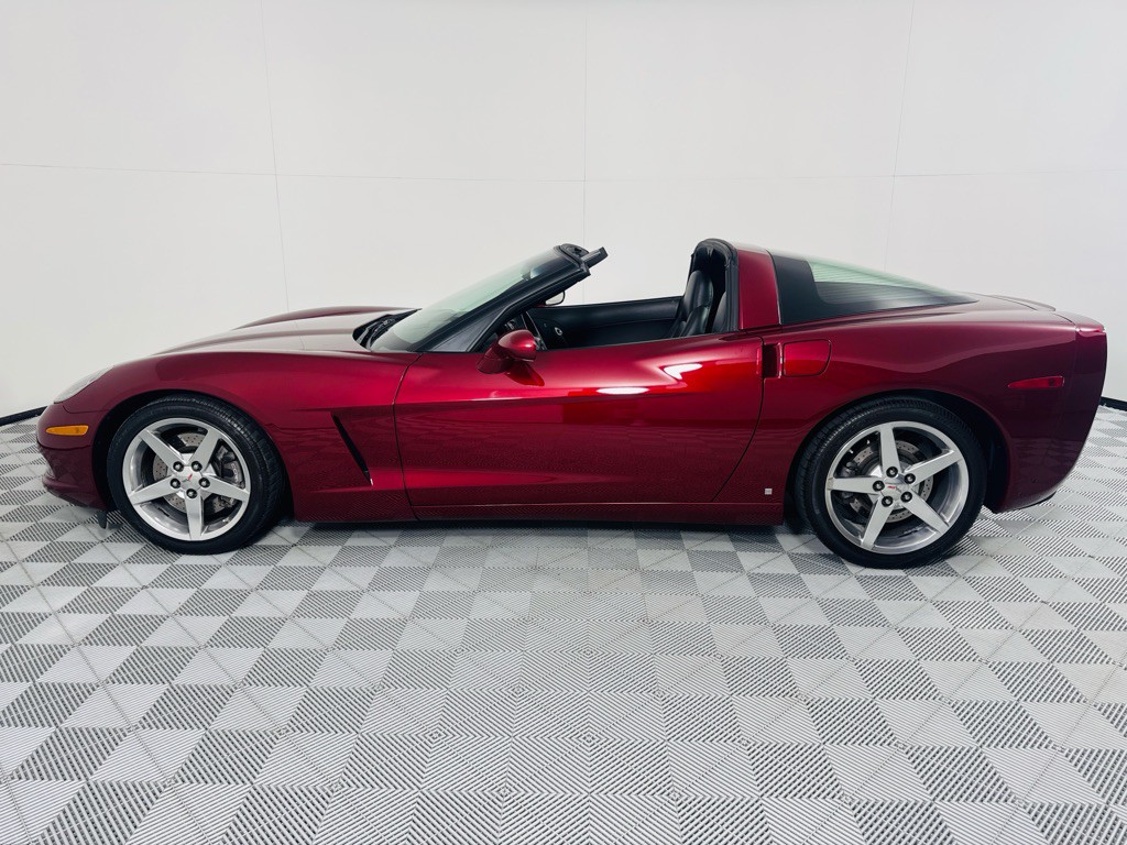 2006 Chevrolet Corvette Image 9