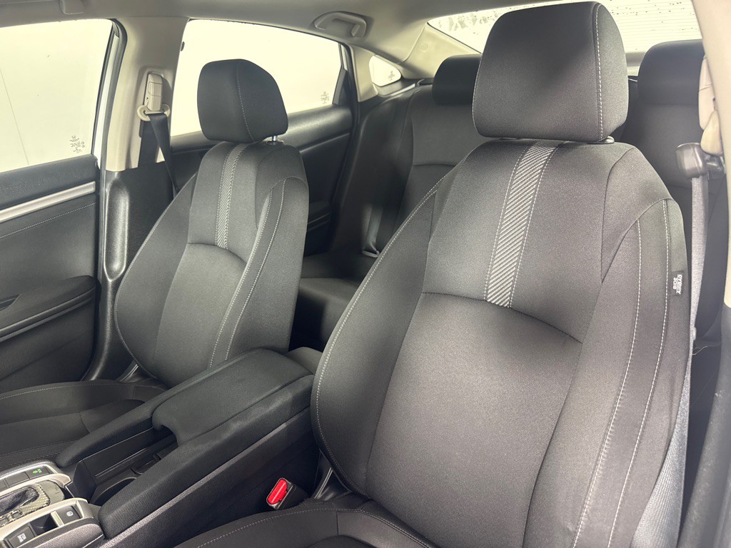 2017 Honda Civic Image 13