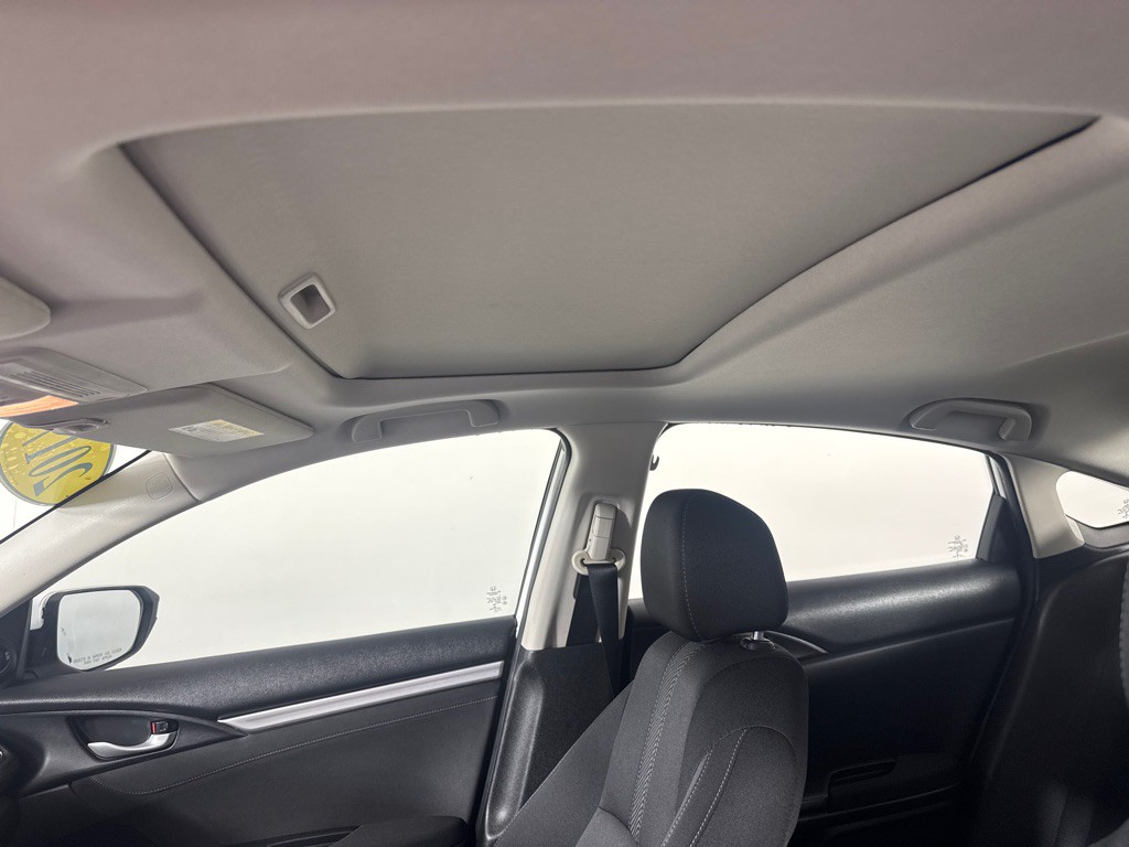 2017 Honda Civic Image 14