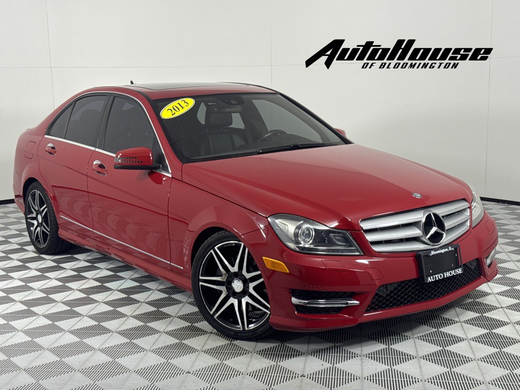 2013 Mercedes-Benz C-Class Image 1