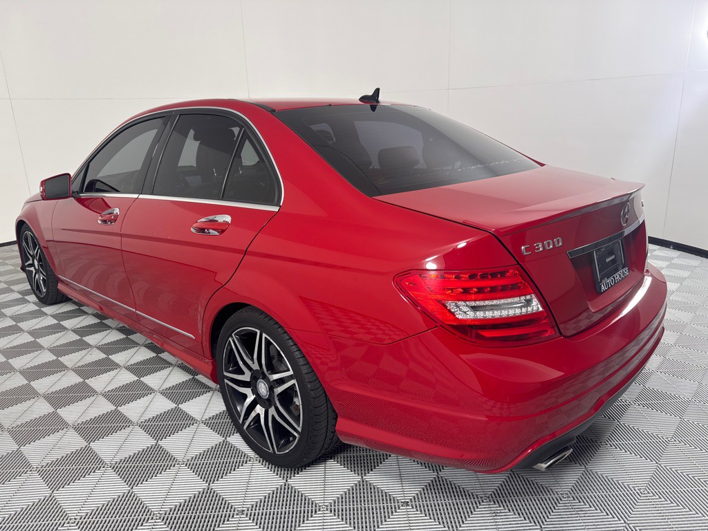 2013 Mercedes-Benz C-Class Image 8
